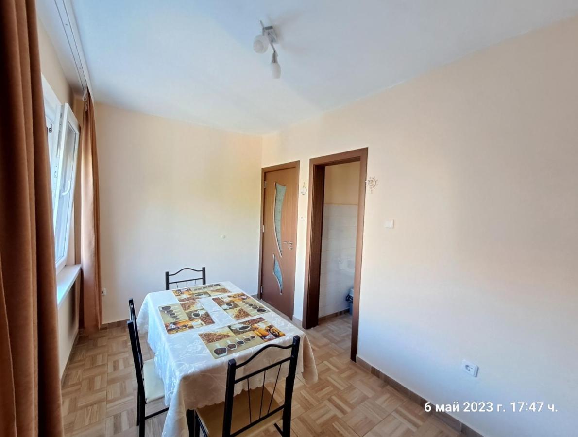 Варна Хостел Exterior photo